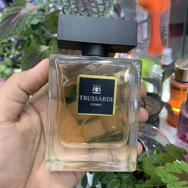 ادکلن مردانه پرستیژ مدل تروساردی یومو (Trussardi Uomo)