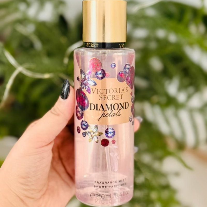 بادی اسپلش ویکتوریا سکرت مدل Diamond Petals – حجم ۲۵۰ میلی‌لیتر