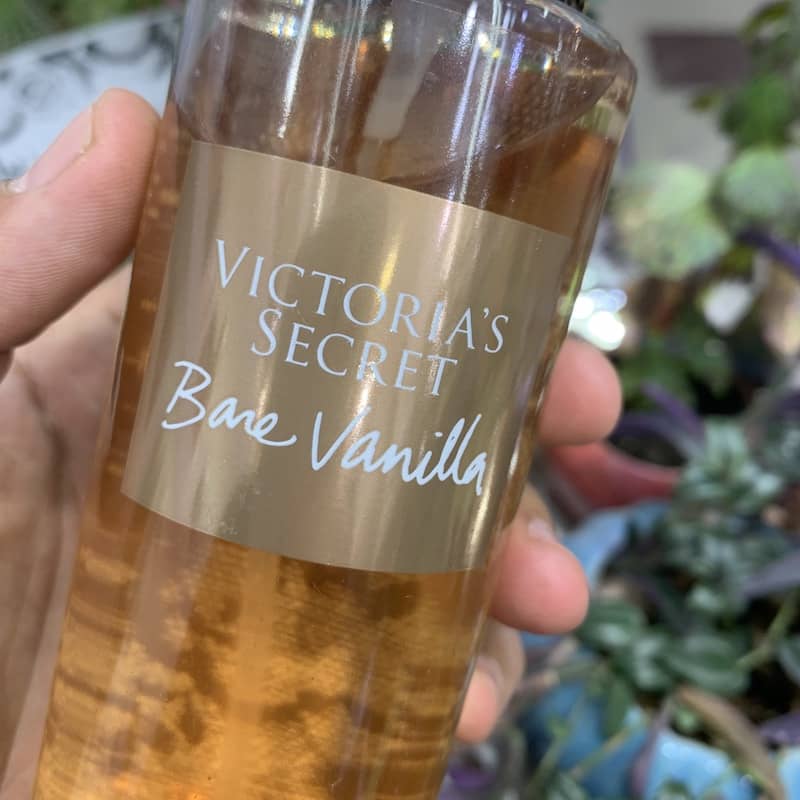 بادی اسپلش ویکتوریا سکرت بیر وانیلا (اورجینال ) Victoria’s Secret Bare Vanilla